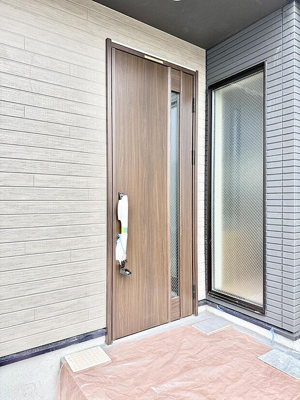2号棟  ■ 心地よい暮らしへとつながる、温かい玄関