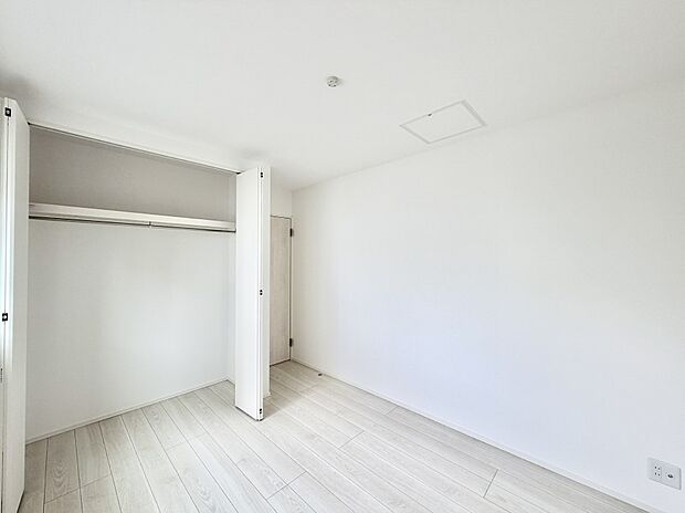 2号棟  ■読書や趣味リモートワークなどさまざまな用途に対応できる柔軟さがあります