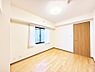 室内：■落ち着いた色合いのお部屋で穏やかな時間を楽しめます