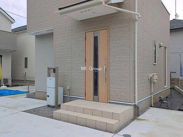 3号棟 ■ 心地よい暮らしへとつながる、温かい玄関