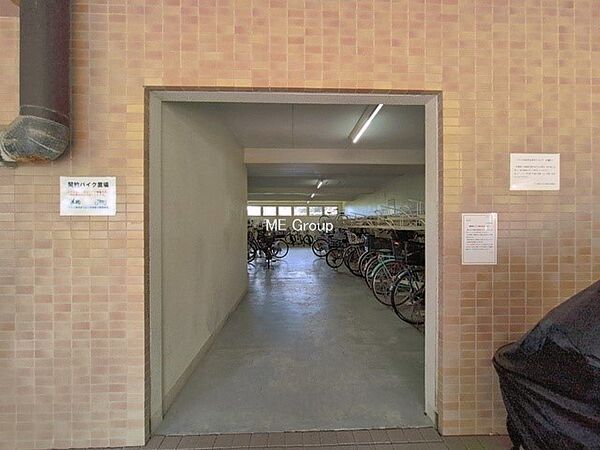 ■自転車を使うご家族にも安心の駐輪スペースを敷地内にご用意