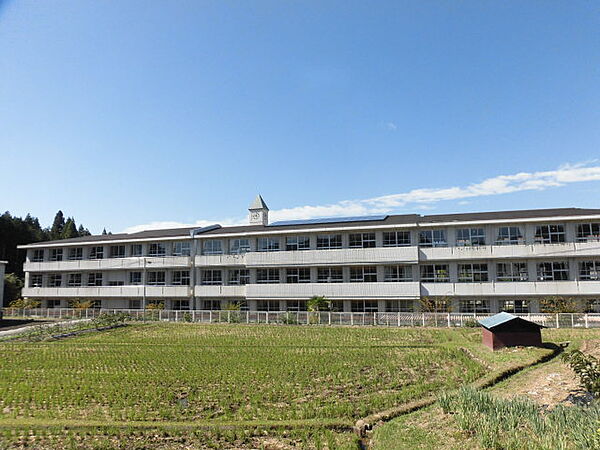 画像20:恵那市立恵那東中学校（2742m）