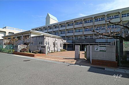 鷹匠中学校[公立]の外観