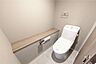 トイレ：トイレです。2026年5月にリフォーム済みでたいへんキレイです！［2026年6月1日撮影］