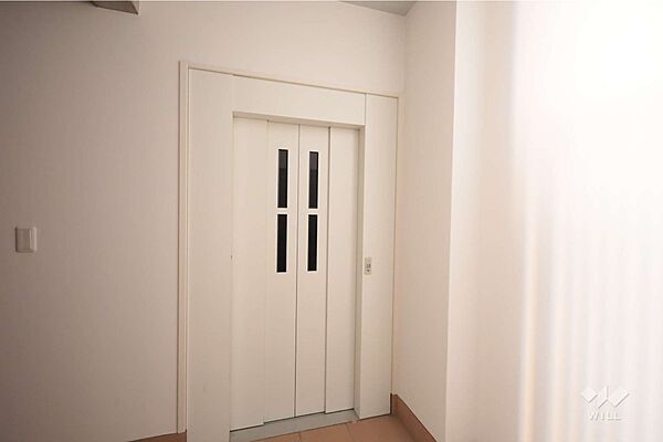 エレベーター付きです。［2026年3月5日撮影］