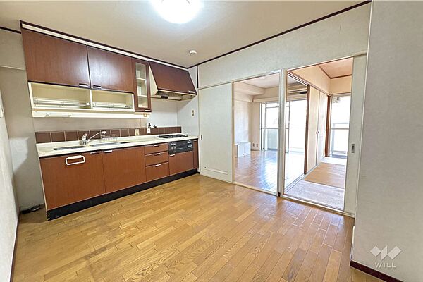DK約6.2帖です。お部屋の中央に配置されたプラン。［2026年7月9日撮影］