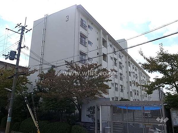 渦ヶ森コーポ3号館の外観（北側から）