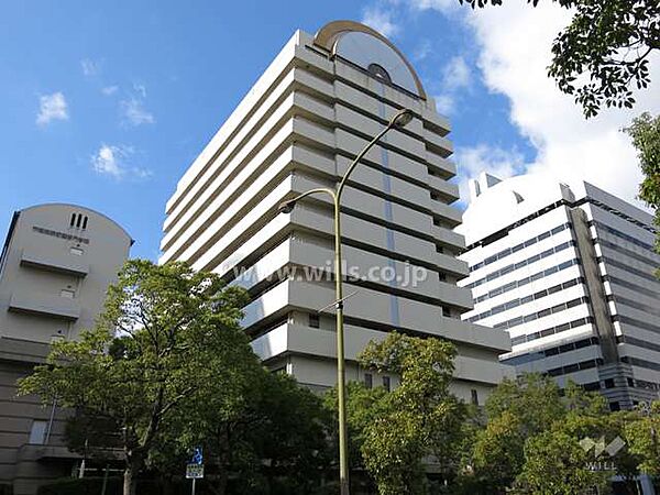 六甲アイランド甲南病院の外観