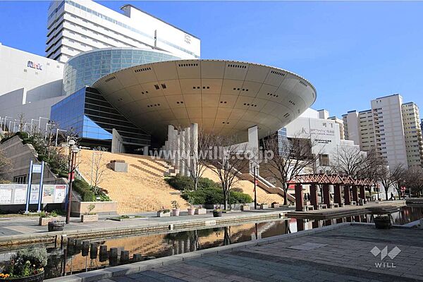 神戸ファッションプラザの外観