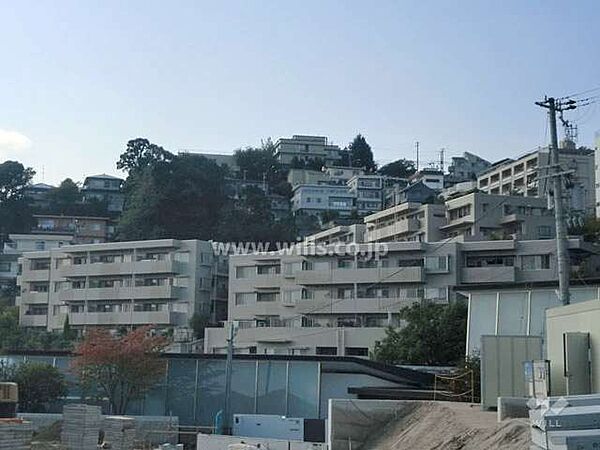 イトーピア御影山手坂山手東館の遠景