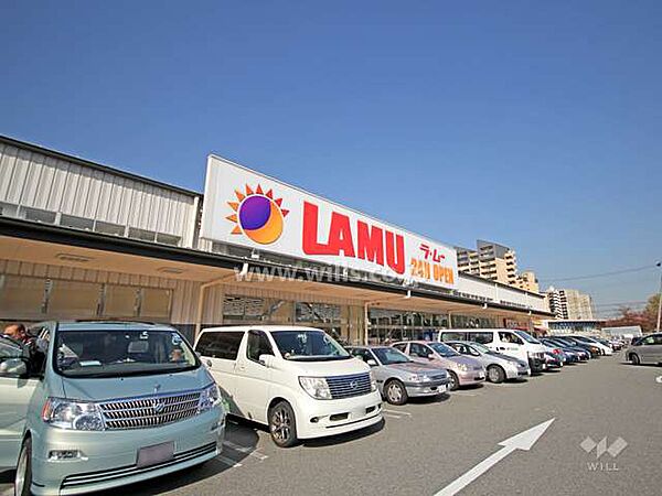 ラ・ムー(神戸灘店)の外観