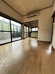 境4丁目戸建 4LDKのリビング/ダイニング