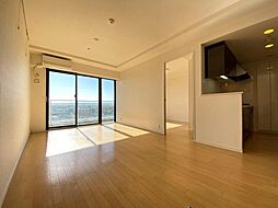 サザンスカイタワー八王子 13階3LDKのリビング/ダイニング