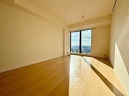 大崎ウエストシティタワーズ 25階2LDKのリビング/ダイニング