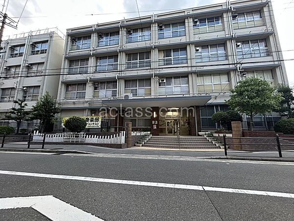 大阪市立蒲生中学校…徒歩11分