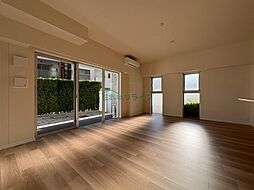 東京メトロ東西線 落合駅 徒歩8分の賃貸マンション 1階2LDKのリビング/ダイニング