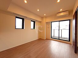 JR山手線 恵比寿駅 徒歩10分の賃貸マンション 7階2LDKのリビング/ダイニング