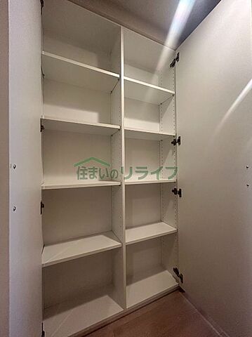 収納