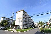 UR都市機構総持寺団地40号棟 4階 築64年4ヶ月の賃貸物件