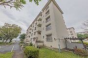 高槻市駅よりバス15分 徒歩7分 築55年5ヶ月 5階建の賃貸物件