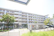 ＵＲ都市機構サンヴァリエ東長居１７号棟 1階 築26年4ヶ月の賃貸物件