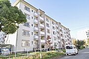 枚方市駅よりバス8分 徒歩3分 築63年 5階建の賃貸物件