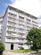 枚方市駅よりバス8分 徒歩4分 8階 築27年5ヶ月の賃貸物件