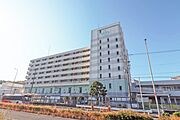 枚方市駅よりバス16分 徒歩2分 築49年5ヶ月 8階建の賃貸物件