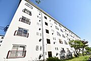 ＵＲ都市機構金剛団地３３５号棟 3階 築57年1ヶ月の賃貸物件