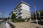 ＵＲ都市機構光明台団地３１号棟 3階 築46年の賃貸物件