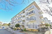 ＵＲ都市機構藤沢台第３団地３１６号棟 3階 築41年8ヶ月の賃貸物件