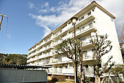 ＵＲ都市機構鶴山台団地６４号棟 5階 築54年の賃貸物件