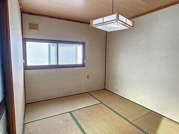 detached 北海道深川市音江町1丁目
地図を見る