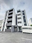 旭川駅より徒歩13分 築2年8ヶ月 5階建の賃貸物件