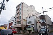 旭川駅より徒歩12分 6階 築37年2ヶ月の賃貸物件