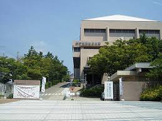 画像5:私立神戸親和女子大学（2032m）
