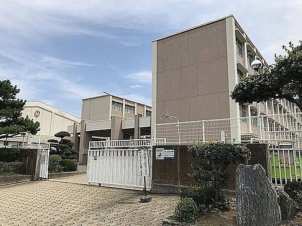 画像19:神戸市立星和台中学校（1695m）