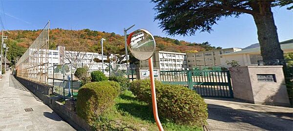 画像7:神戸市立山田中学校（2144m）