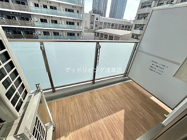 バルコニー