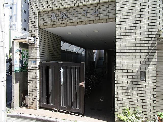エントランス