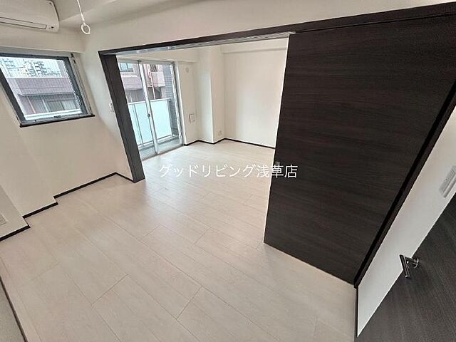 寝室