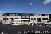  新築 2階建の賃貸物件