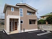  1階 築8年9ヶ月の賃貸物件
