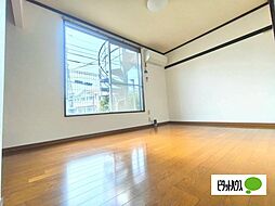 コスモエイト 1階1Kのリビング/ダイニング