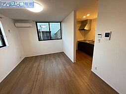 小針藤山NeoMaison 101 1階1LDKのリビング/ダイニング