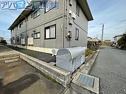 4 / 8
