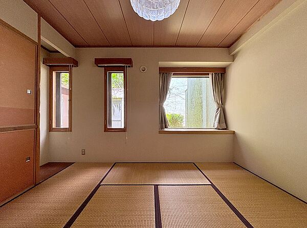 【和室】別角度からの1枚。