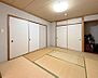 その他：和室には、広縁のようなサンルームがございます。