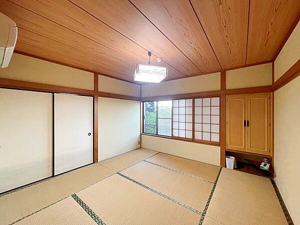≪和室≫　続いて2階の8帖和室です。