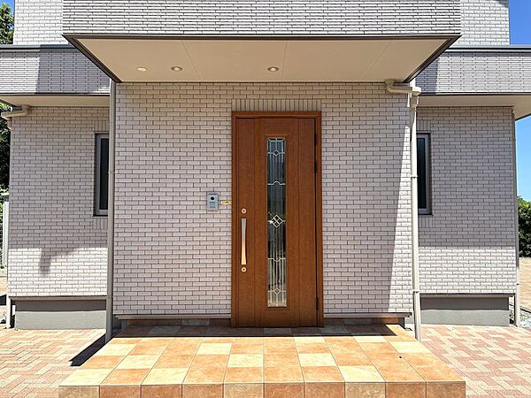 【玄関扉】ダブルロックの玄関扉です